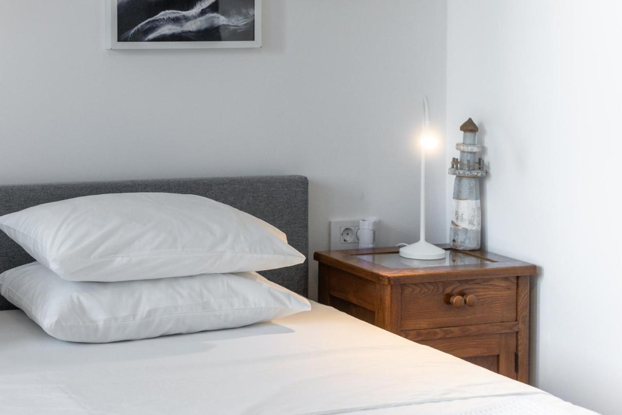 Apartment Near Old Town, Free Parking & Huge Garden ดูบรอฟนิก ภายนอก รูปภาพ