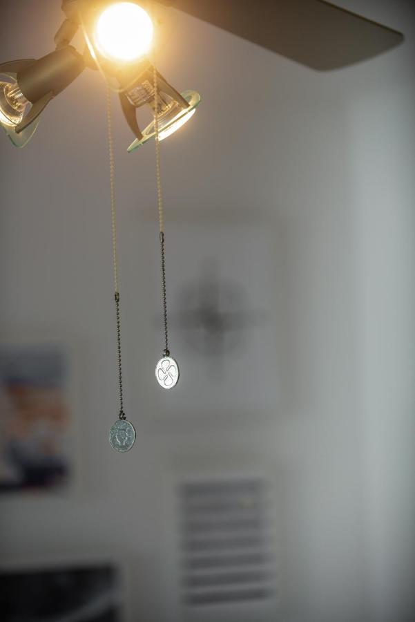 Apartment Near Old Town, Free Parking & Huge Garden ดูบรอฟนิก ภายนอก รูปภาพ